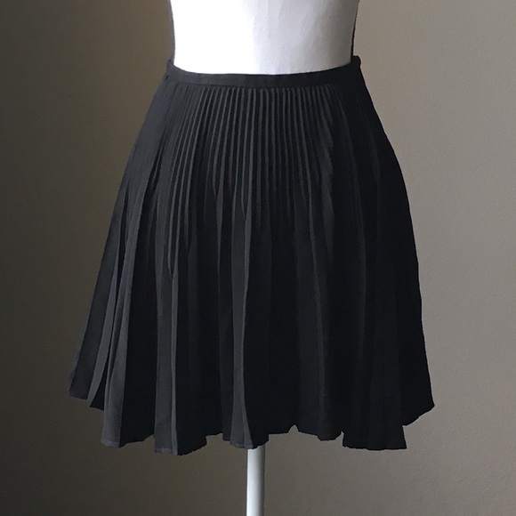 French Connection Dresses & Skirts - *SOLD* Size 8 French Connection Pleated Skirt